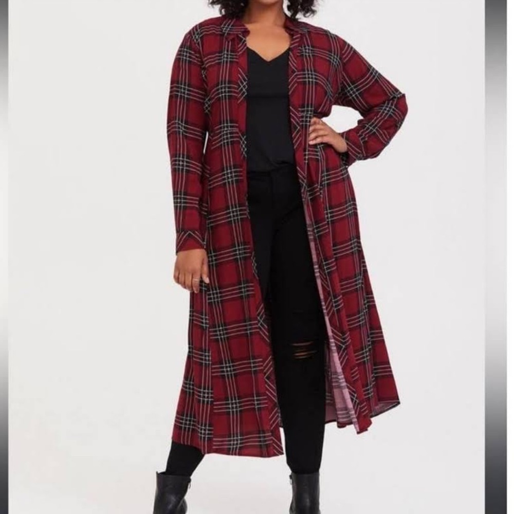 Torrid Black and Red Plaid Print Challis Maxi Shirt Duster Kimono